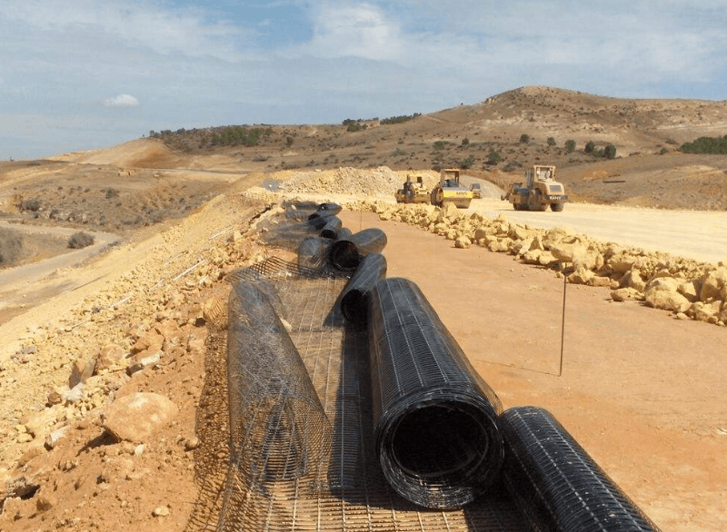新舊路基結合部如何鋪設91香蕉视频下载地址格柵？